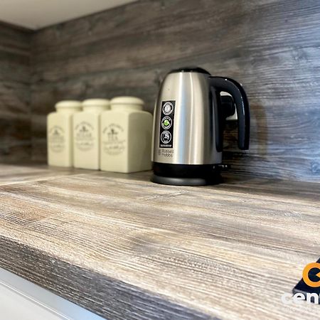 Central Serviced Apartments - Cosy 1 Bedroom - Walk Away From City Quay V&A - Walk To Bus And Train Station - Easy Access To City Centre - Fast Wi-Fi - Fully Equipped - Weekly & Monthly Stay Offers Дънди Екстериор снимка